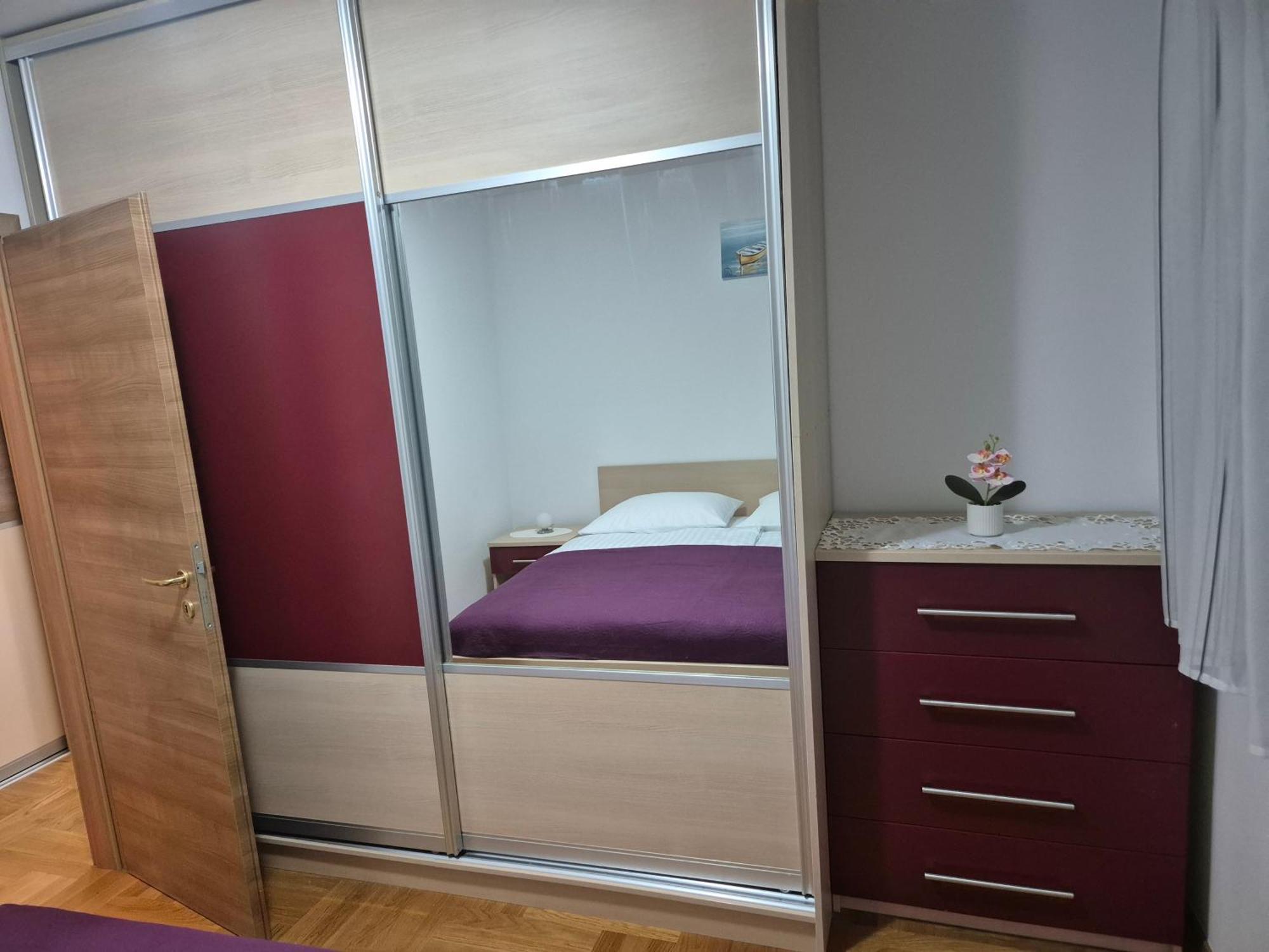 Znjan Apartment Split