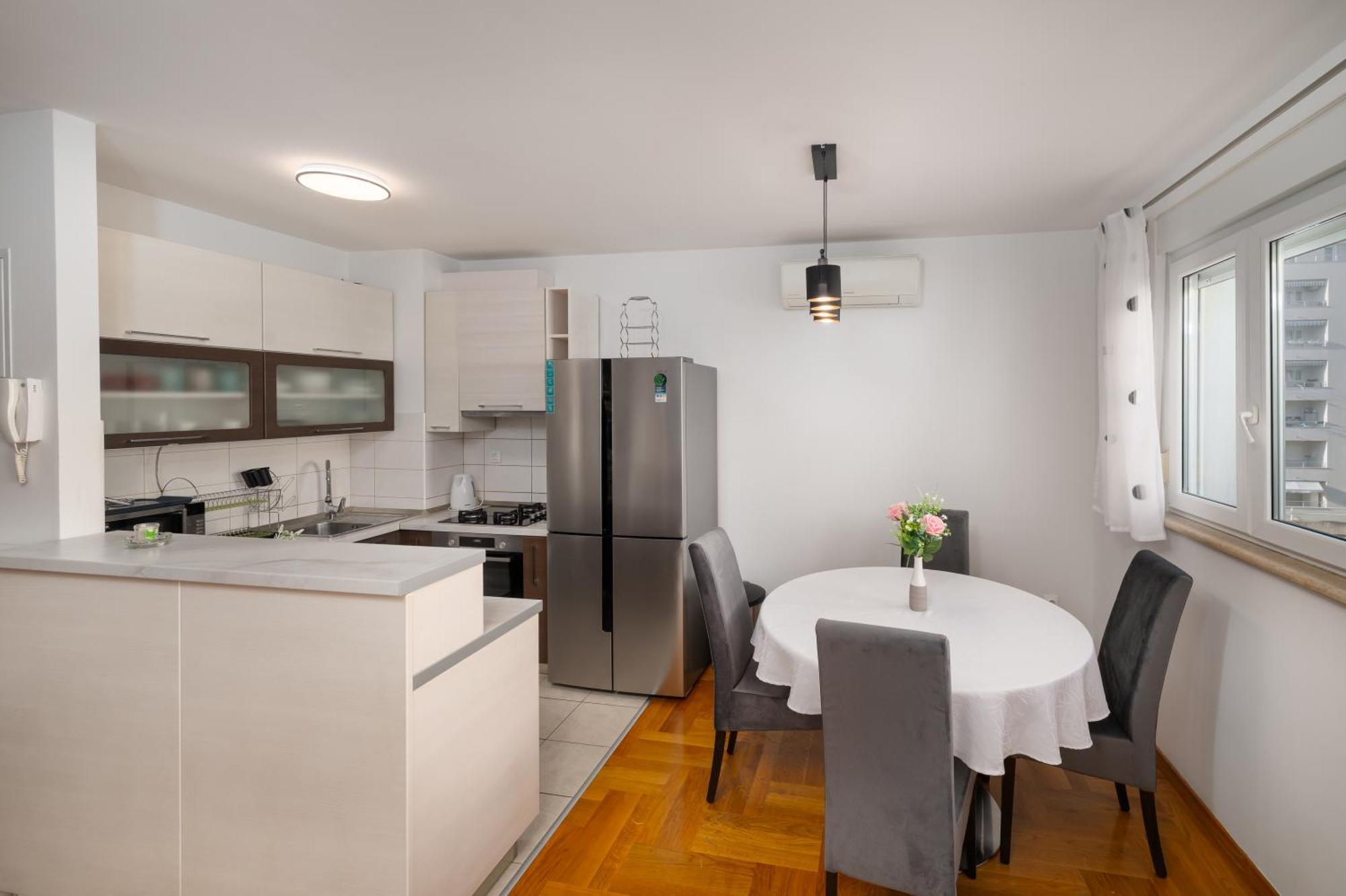 Znjan Apartment *