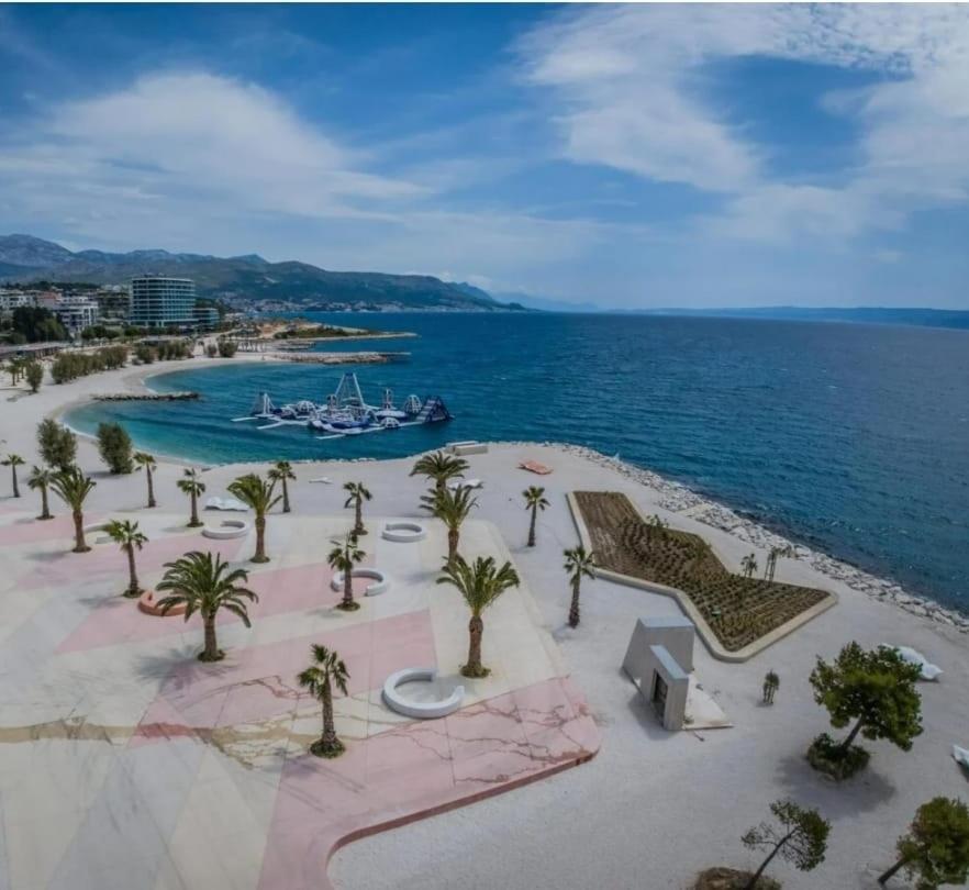 Apartment Znjan Split